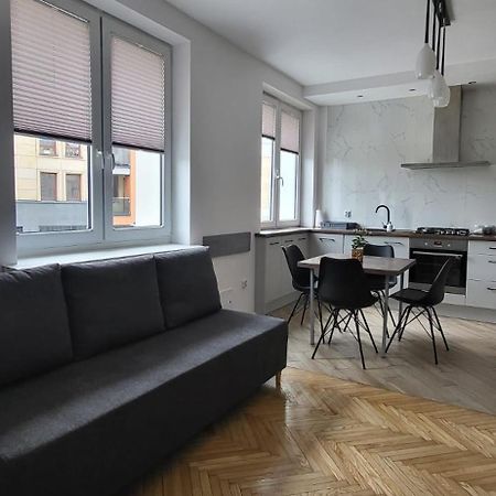 Apartament Przy Lipowej Bialystok Bagian luar foto